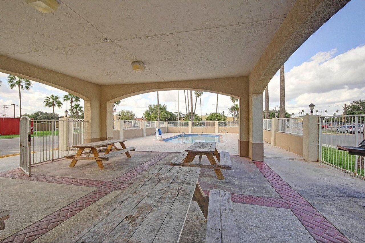 Motel 6-Edinburg, Tx Εξωτερικό φωτογραφία