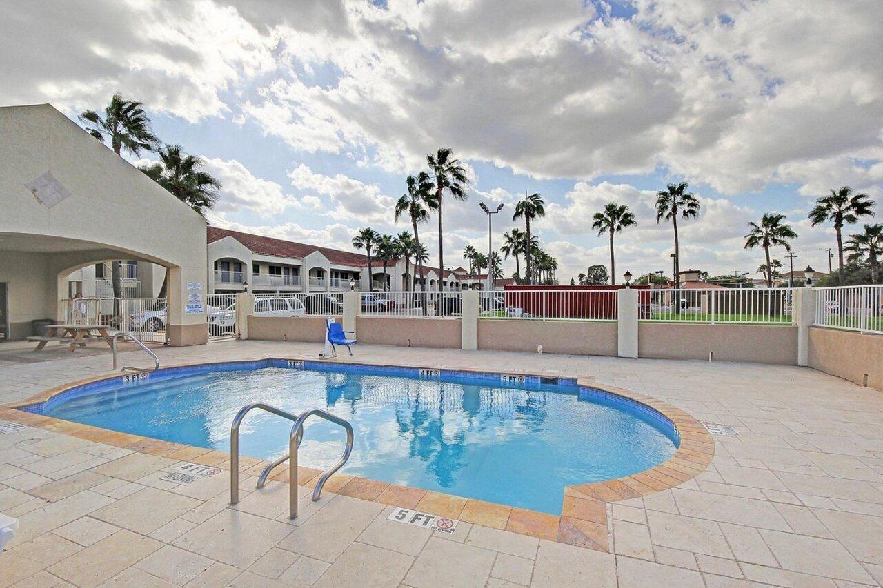 Motel 6-Edinburg, Tx Εξωτερικό φωτογραφία